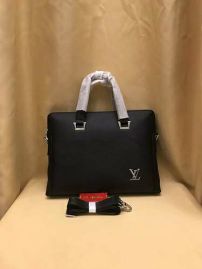 Picture of LV Mens Bags _SKUfw140329747fw